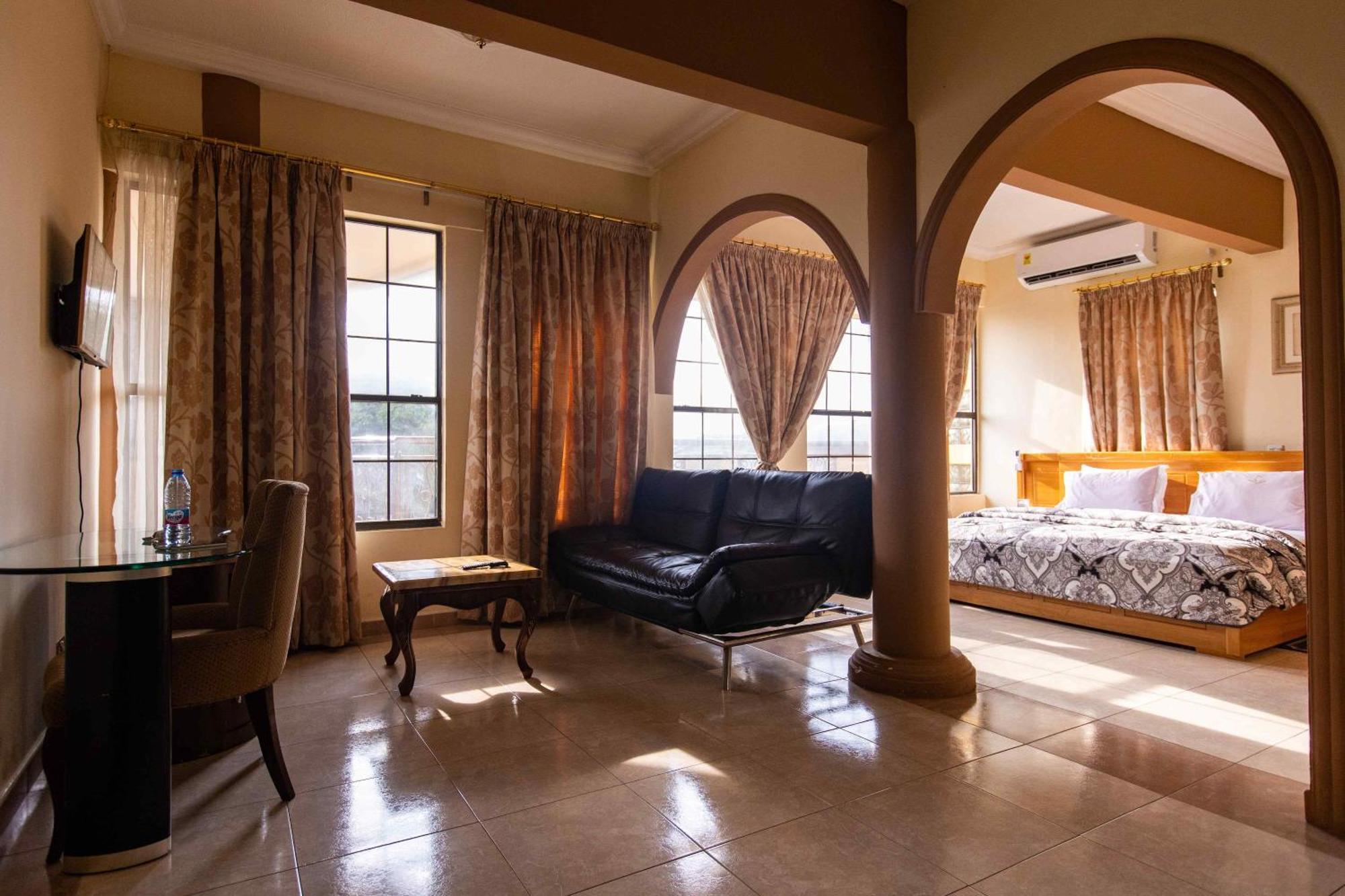 Charleston Hotel Accra Rom bilde